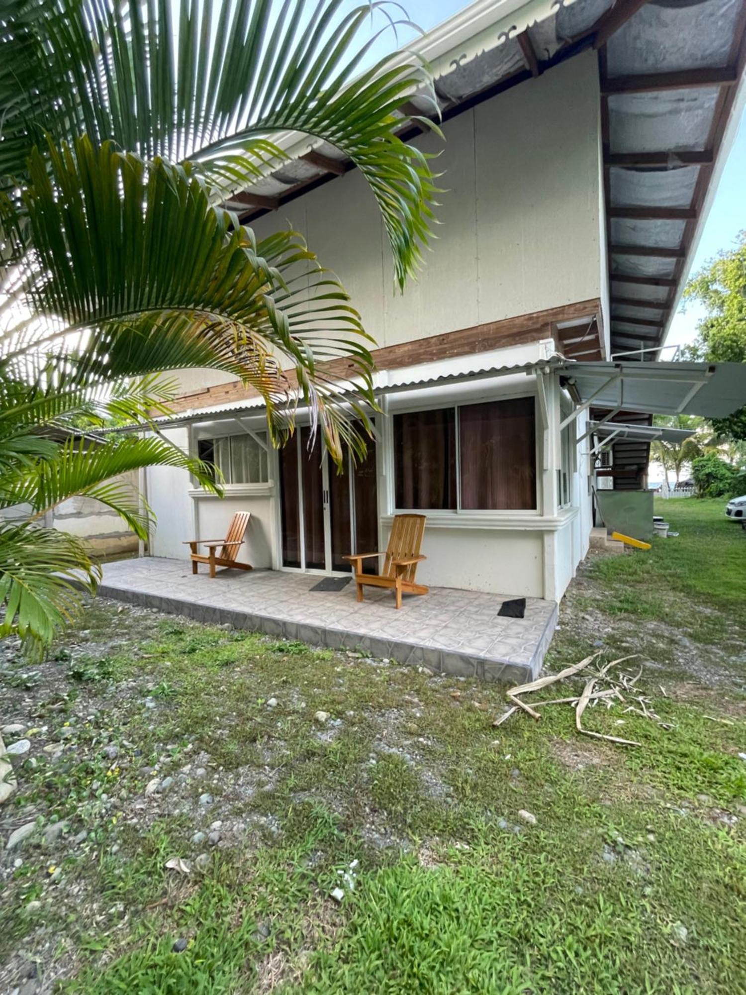Casa Blanca Beachfront House With Shared Pool Access Pangea Lodge Manzanillo  Exteriér fotografie